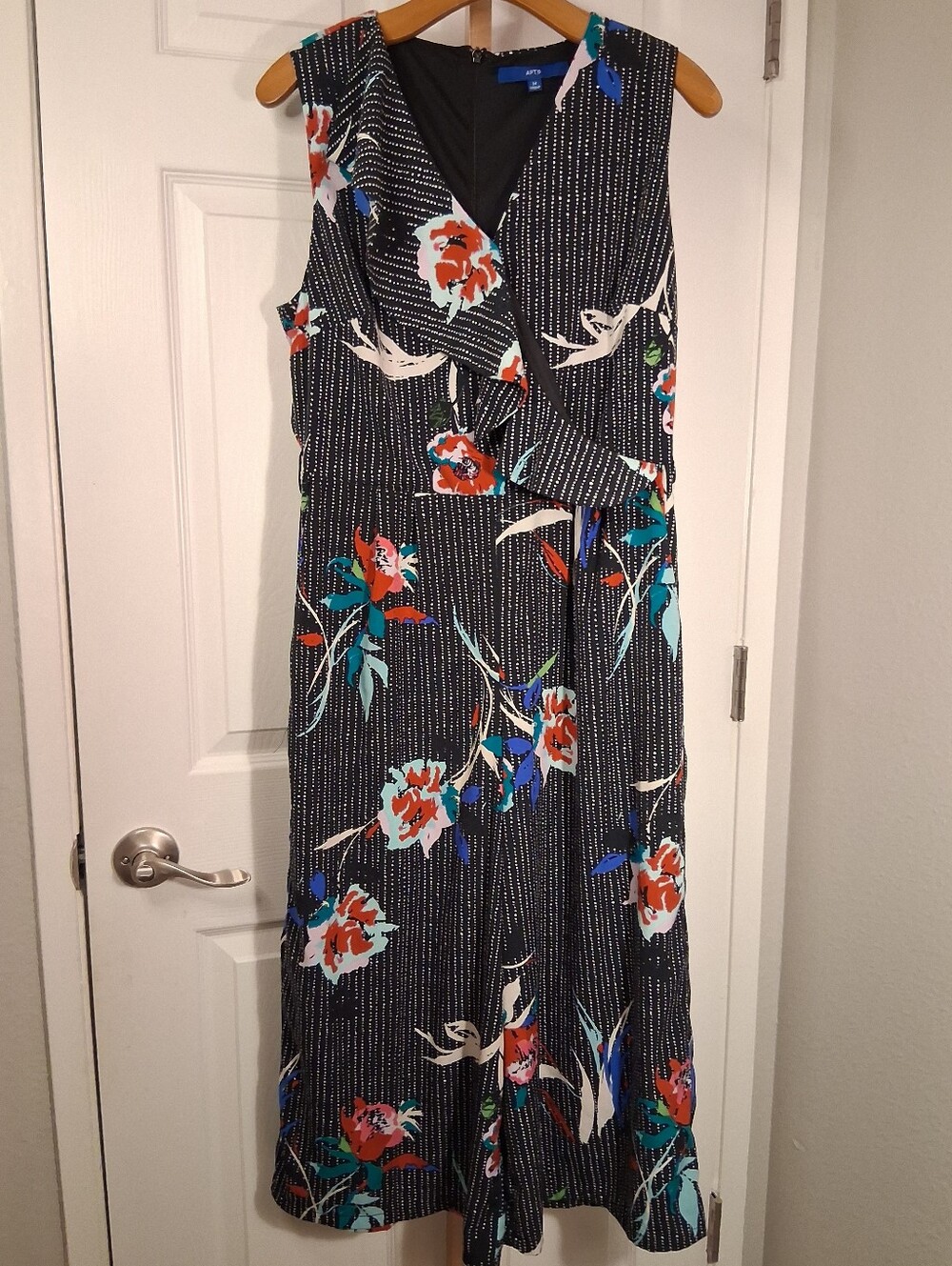 Apt 9 Black Floral Wideleg Jumpsuit Size 14